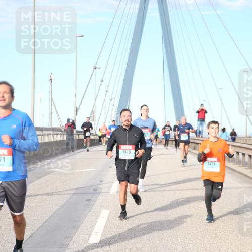 03.10.2024 - Köhlbrandbrückenlauf Jannik Wohlers http://msf.ph/oto/7165499 03.10.2024 09:41:51 Position 2 1171, 1373, 1471 meine-sportfotos.de