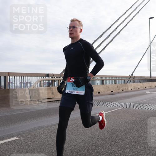 03.10.2024 - Köhlbrandbrückenlauf Matties Gatica Varas http://msf.ph/oto/7165500 03.10.2024 09:18:34 Position 2 10 meine-sportfotos.de