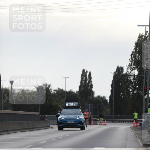 03.10.2024 - Köhlbrandbrückenlauf Fuchs,  Jonas http://msf.ph/oto/7165578 03.10.2024 09:08:22 Position 3 8, 08, 37, 124 meine-sportfotos.de