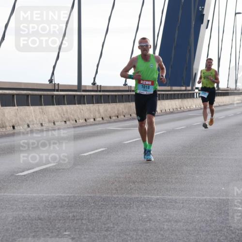 03.10.2024 - Köhlbrandbrückenlauf Matties Gatica Varas http://msf.ph/oto/7165720 03.10.2024 09:18:49 Position 2 1018, 10, 1014 meine-sportfotos.de
