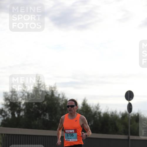 03.10.2024 - Köhlbrandbrückenlauf Fuchs,  Jonas http://msf.ph/oto/7165725 03.10.2024 09:08:42 Position 3 3735 meine-sportfotos.de