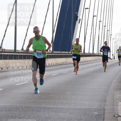 03.10.2024 - Köhlbrandbrückenlauf Matties Gatica Varas http://msf.ph/oto/7165742 03.10.2024 09:18:50 Position 2 1018, 10, 1014 meine-sportfotos.de