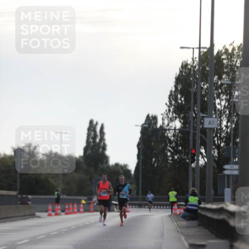 03.10.2024 - Köhlbrandbrückenlauf Fuchs,  Jonas http://msf.ph/oto/7165783 03.10.2024 09:09:11 Position 3 1 meine-sportfotos.de