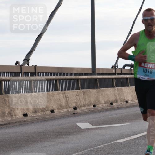 03.10.2024 - Köhlbrandbrückenlauf Matties Gatica Varas http://msf.ph/oto/7165850 03.10.2024 09:18:52 Position 2 1018 meine-sportfotos.de