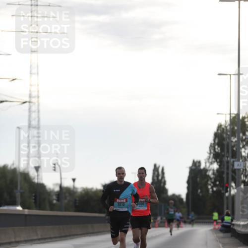 03.10.2024 - Köhlbrandbrückenlauf Fuchs,  Jonas http://msf.ph/oto/7165886 03.10.2024 09:09:20 Position 3 1010, 006, 1 meine-sportfotos.de