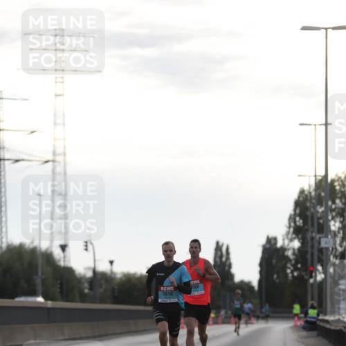 03.10.2024 - Köhlbrandbrückenlauf Fuchs,  Jonas http://msf.ph/oto/7165896 03.10.2024 09:09:20 Position 3 1006, 1010 meine-sportfotos.de