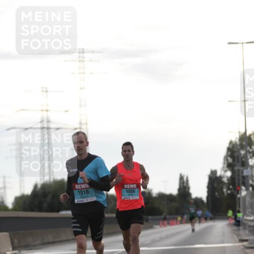 03.10.2024 - Köhlbrandbrückenlauf Fuchs,  Jonas http://msf.ph/oto/7165923 03.10.2024 09:09:23 Position 3 1, 1010, 1006 meine-sportfotos.de