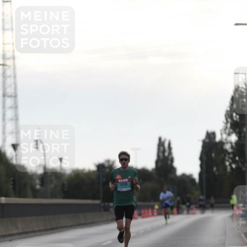 03.10.2024 - Köhlbrandbrückenlauf Fuchs,  Jonas http://msf.ph/oto/7165974 03.10.2024 09:09:30 Position 3 1038 meine-sportfotos.de