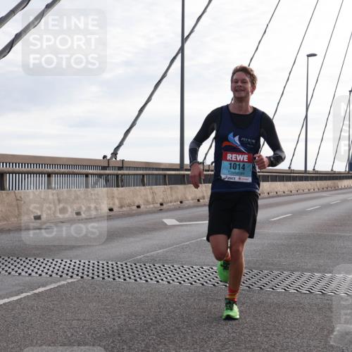03.10.2024 - Köhlbrandbrückenlauf Matties Gatica Varas http://msf.ph/oto/7165990 03.10.2024 09:18:59 Position 2 1014 meine-sportfotos.de