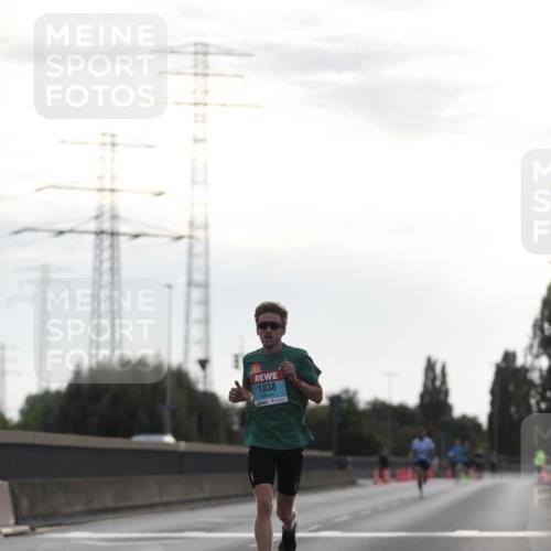 03.10.2024 - Köhlbrandbrückenlauf Fuchs,  Jonas http://msf.ph/oto/7166085 03.10.2024 09:09:33 Position 3 1038 meine-sportfotos.de