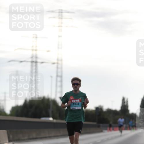 03.10.2024 - Köhlbrandbrückenlauf Fuchs,  Jonas http://msf.ph/oto/7166112 03.10.2024 09:09:33 Position 3 1038 meine-sportfotos.de