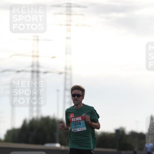 03.10.2024 - Köhlbrandbrückenlauf Fuchs,  Jonas http://msf.ph/oto/7166141 03.10.2024 09:09:34 Position 3 1038 meine-sportfotos.de
