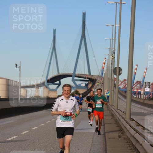 03.10.2024 - Köhlbrandbrückenlauf Miley Keyser http://msf.ph/oto/7166165 03.10.2024 09:39:52 Position 3  meine-sportfotos.de