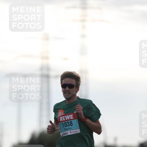03.10.2024 - Köhlbrandbrückenlauf Fuchs,  Jonas http://msf.ph/oto/7166168 03.10.2024 09:09:34 Position 3 1038 meine-sportfotos.de