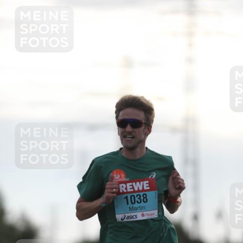 03.10.2024 - Köhlbrandbrückenlauf Fuchs,  Jonas http://msf.ph/oto/7166198 03.10.2024 09:09:35 Position 3 1038 meine-sportfotos.de