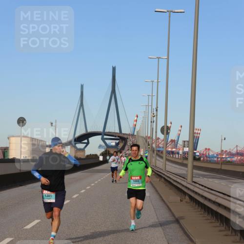 03.10.2024 - Köhlbrandbrückenlauf Miley Keyser http://msf.ph/oto/7166526 03.10.2024 09:40:50 Position 3 1301, 1065 meine-sportfotos.de