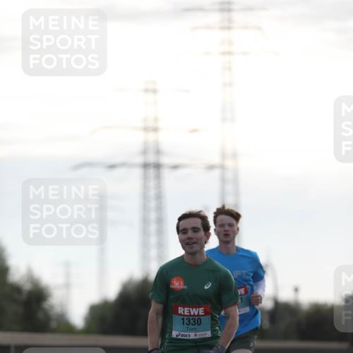 03.10.2024 - Köhlbrandbrückenlauf Fuchs,  Jonas http://msf.ph/oto/7166809 03.10.2024 09:09:55 Position 3 1330 meine-sportfotos.de