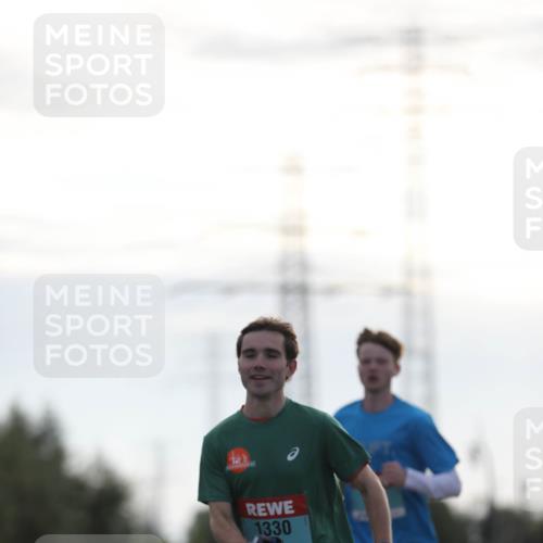 03.10.2024 - Köhlbrandbrückenlauf Fuchs,  Jonas http://msf.ph/oto/7166835 03.10.2024 09:09:56 Position 3 1330 meine-sportfotos.de