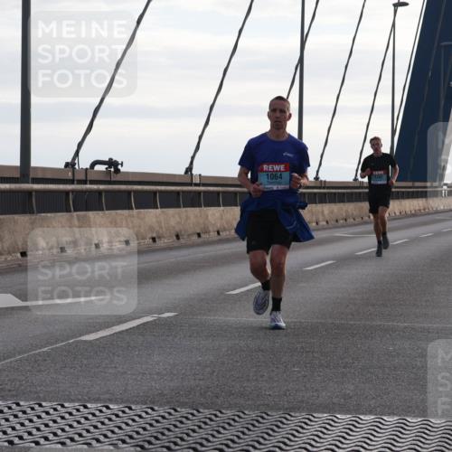 03.10.2024 - Köhlbrandbrückenlauf Matties Gatica Varas http://msf.ph/oto/7166852 03.10.2024 09:19:52 Position 2 1064 meine-sportfotos.de