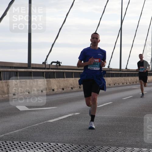 03.10.2024 - Köhlbrandbrückenlauf Matties Gatica Varas http://msf.ph/oto/7166865 03.10.2024 09:19:53 Position 2 064, 1492 meine-sportfotos.de