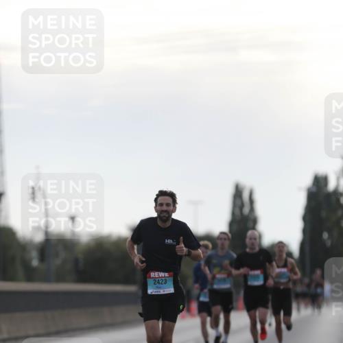 03.10.2024 - Köhlbrandbrückenlauf Fuchs,  Jonas http://msf.ph/oto/7166910 03.10.2024 09:10:00 Position 3 2423 meine-sportfotos.de