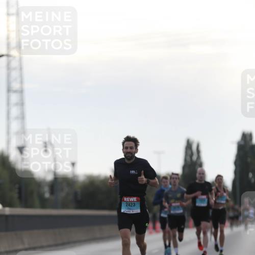 03.10.2024 - Köhlbrandbrückenlauf Fuchs,  Jonas http://msf.ph/oto/7166914 03.10.2024 09:10:00 Position 3 2423 meine-sportfotos.de