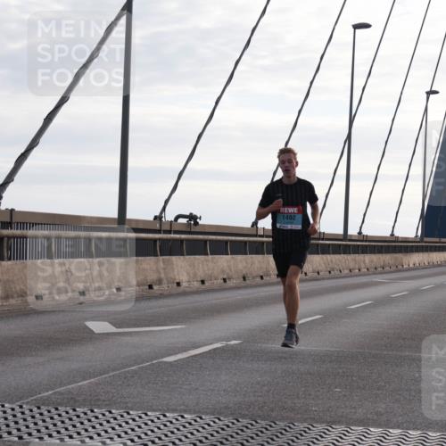 03.10.2024 - Köhlbrandbrückenlauf Matties Gatica Varas http://msf.ph/oto/7166931 03.10.2024 09:19:56 Position 2 1492, 1051 meine-sportfotos.de