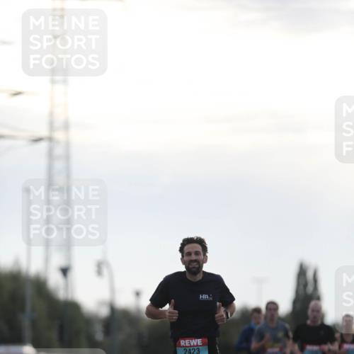 03.10.2024 - Köhlbrandbrückenlauf Fuchs,  Jonas http://msf.ph/oto/7166944 03.10.2024 09:10:01 Position 3 2423 meine-sportfotos.de