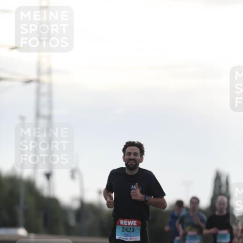 03.10.2024 - Köhlbrandbrückenlauf Fuchs,  Jonas http://msf.ph/oto/7166957 03.10.2024 09:10:01 Position 3 2423 meine-sportfotos.de