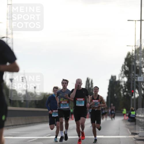 03.10.2024 - Köhlbrandbrückenlauf Fuchs,  Jonas http://msf.ph/oto/7167000 03.10.2024 09:10:03 Position 3 1839, 3676, 1020, 947, 1 meine-sportfotos.de