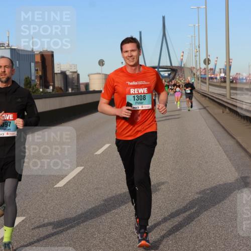 03.10.2024 - Köhlbrandbrückenlauf Miley Keyser http://msf.ph/oto/7167039 03.10.2024 09:41:39 Position 3 97, 30, 1308 meine-sportfotos.de