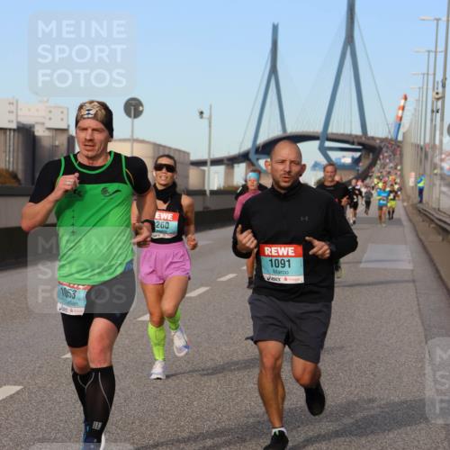 03.10.2024 - Köhlbrandbrückenlauf Miley Keyser http://msf.ph/oto/7167126 03.10.2024 09:41:48 Position 3 1053, 260, 1091 meine-sportfotos.de