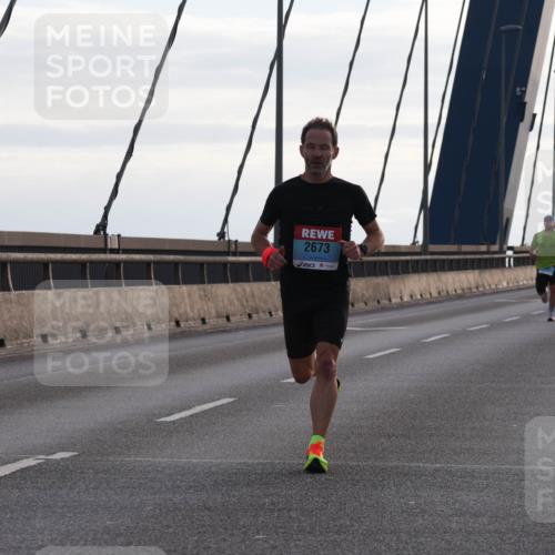 03.10.2024 - Köhlbrandbrückenlauf Matties Gatica Varas http://msf.ph/oto/7167225 03.10.2024 09:20:05 Position 2 2673 meine-sportfotos.de
