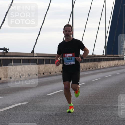 03.10.2024 - Köhlbrandbrückenlauf Matties Gatica Varas http://msf.ph/oto/7167255 03.10.2024 09:20:05 Position 2 2673 meine-sportfotos.de