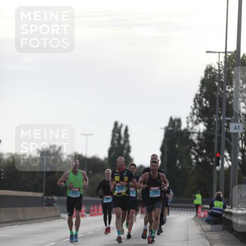 03.10.2024 - Köhlbrandbrückenlauf Fuchs,  Jonas http://msf.ph/oto/7167280 03.10.2024 09:10:19 Position 3 1054, 1014, 1063, 1018, 1 meine-sportfotos.de