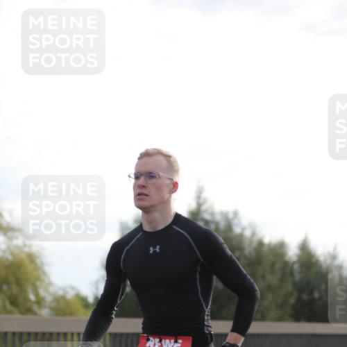 03.10.2024 - Köhlbrandbrückenlauf Fuchs,  Jonas http://msf.ph/oto/7167422 03.10.2024 09:10:31 Position 3 1099 meine-sportfotos.de