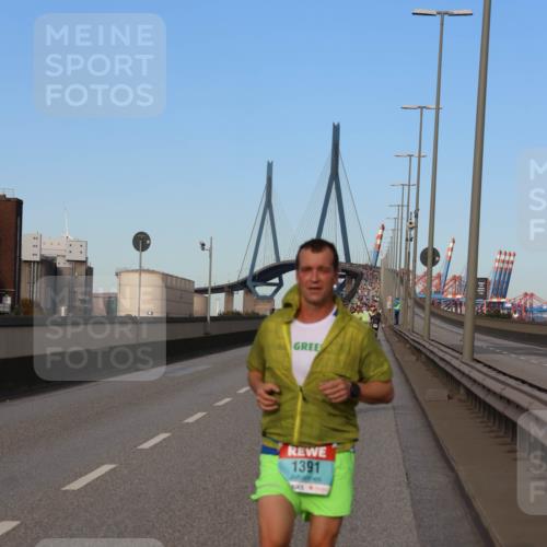 03.10.2024 - Köhlbrandbrückenlauf Miley Keyser http://msf.ph/oto/7167858 03.10.2024 09:42:26 Position 3 1391 meine-sportfotos.de