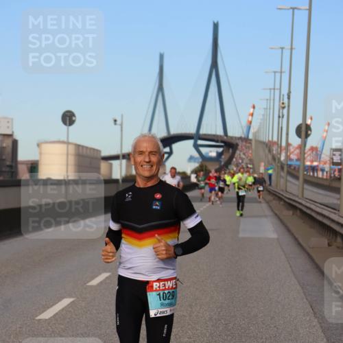 03.10.2024 - Köhlbrandbrückenlauf Miley Keyser http://msf.ph/oto/7167954 03.10.2024 09:42:31 Position 3 1029 meine-sportfotos.de