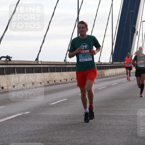 03.10.2024 - Köhlbrandbrückenlauf Matties Gatica Varas http://msf.ph/oto/7167955 03.10.2024 09:20:23 Position 2 29, 1077, 027 meine-sportfotos.de
