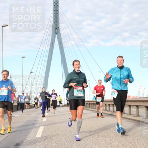 03.10.2024 - Köhlbrandbrückenlauf Jannik Wohlers http://msf.ph/oto/7167992 03.10.2024 09:42:09 Position 2 1494 meine-sportfotos.de
