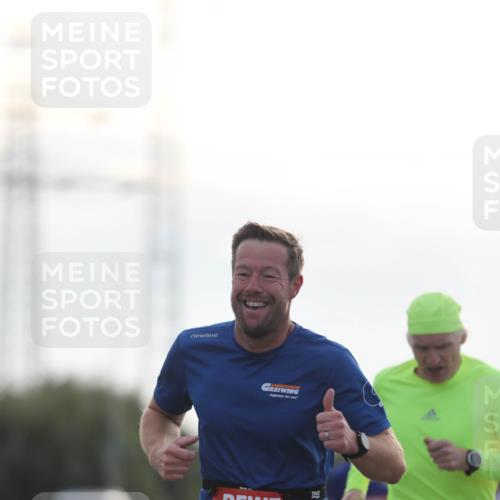 03.10.2024 - Köhlbrandbrückenlauf Fuchs,  Jonas http://msf.ph/oto/7168246 03.10.2024 09:10:57 Position 3 1405, 1051 meine-sportfotos.de