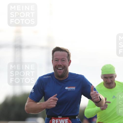 03.10.2024 - Köhlbrandbrückenlauf Fuchs,  Jonas http://msf.ph/oto/7168284 03.10.2024 09:10:57 Position 3 1405, 1051 meine-sportfotos.de