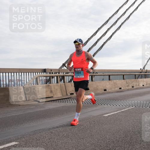 03.10.2024 - Köhlbrandbrückenlauf Matties Gatica Varas http://msf.ph/oto/7168417 03.10.2024 09:20:34 Position 2 1004 meine-sportfotos.de