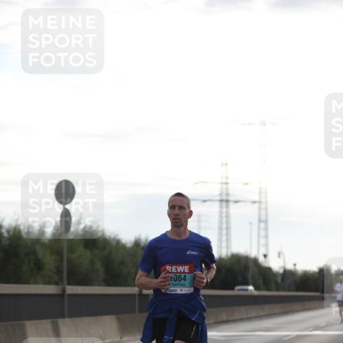 03.10.2024 - Köhlbrandbrückenlauf Fuchs,  Jonas http://msf.ph/oto/7168436 03.10.2024 09:11:00 Position 3 064 meine-sportfotos.de