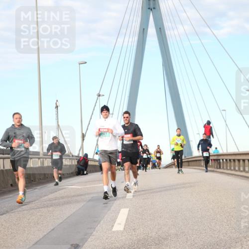 03.10.2024 - Köhlbrandbrückenlauf Jannik Wohlers http://msf.ph/oto/7168526 03.10.2024 09:42:14 Position 2 1385, 1827 meine-sportfotos.de