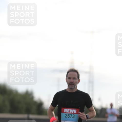 03.10.2024 - Köhlbrandbrückenlauf Fuchs,  Jonas http://msf.ph/oto/7168614 03.10.2024 09:11:05 Position 3 2673 meine-sportfotos.de