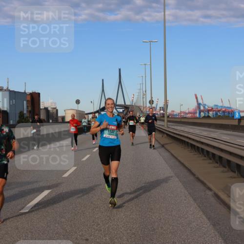 03.10.2024 - Köhlbrandbrückenlauf Miley Keyser http://msf.ph/oto/7168895 03.10.2024 09:43:16 Position 3 1132 meine-sportfotos.de