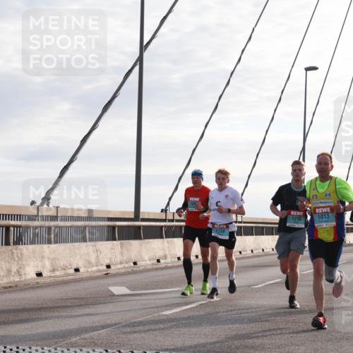 03.10.2024 - Köhlbrandbrückenlauf Matties Gatica Varas http://msf.ph/oto/7168927 03.10.2024 09:20:47 Position 2 120, 1158, 52, 1219, 1013, 1394 meine-sportfotos.de