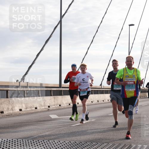 03.10.2024 - Köhlbrandbrückenlauf Matties Gatica Varas http://msf.ph/oto/7168941 03.10.2024 09:20:48 Position 2 1013 meine-sportfotos.de