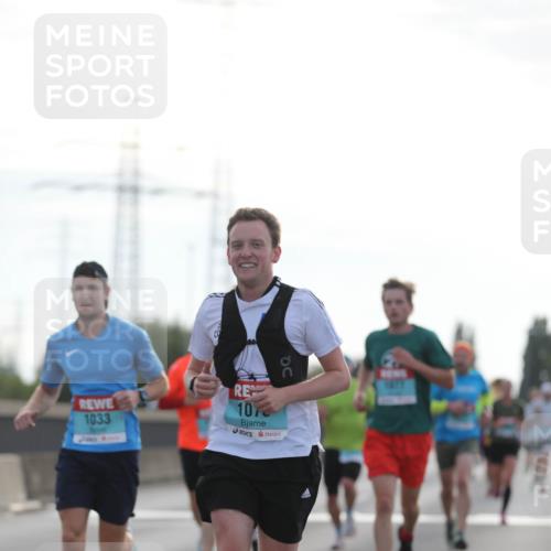 03.10.2024 - Köhlbrandbrückenlauf Fuchs,  Jonas http://msf.ph/oto/7169038 03.10.2024 09:11:12 Position 3 1033, 10 meine-sportfotos.de